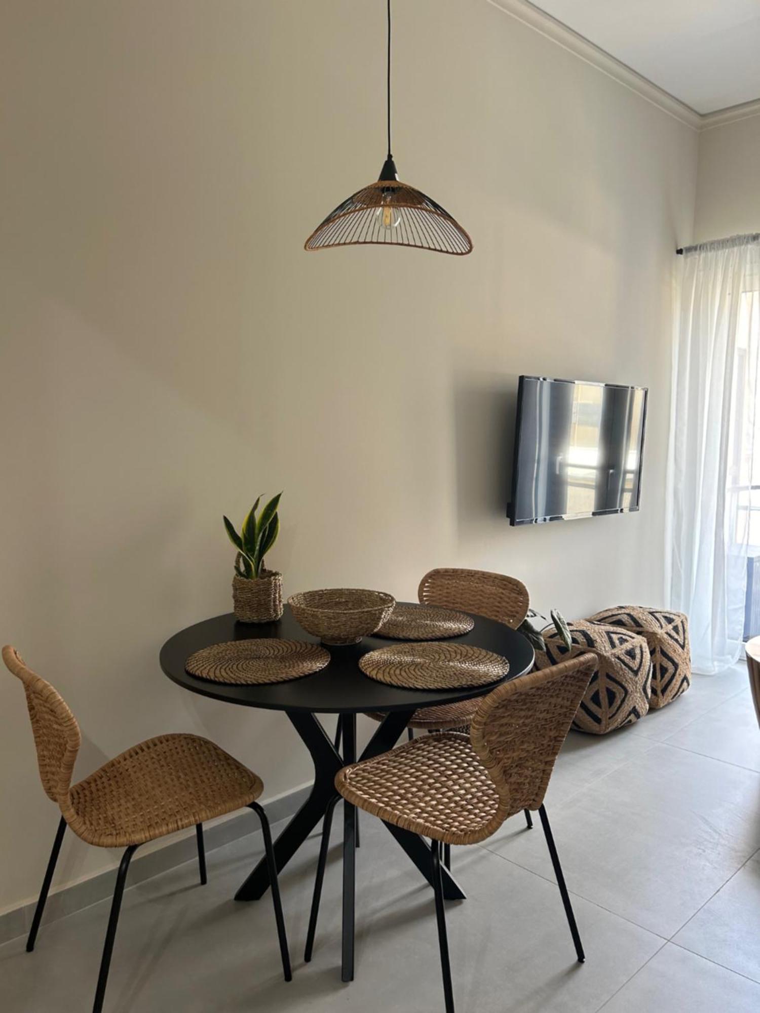 Jo'S Central & Cozy Apartment Ханя Екстериор снимка