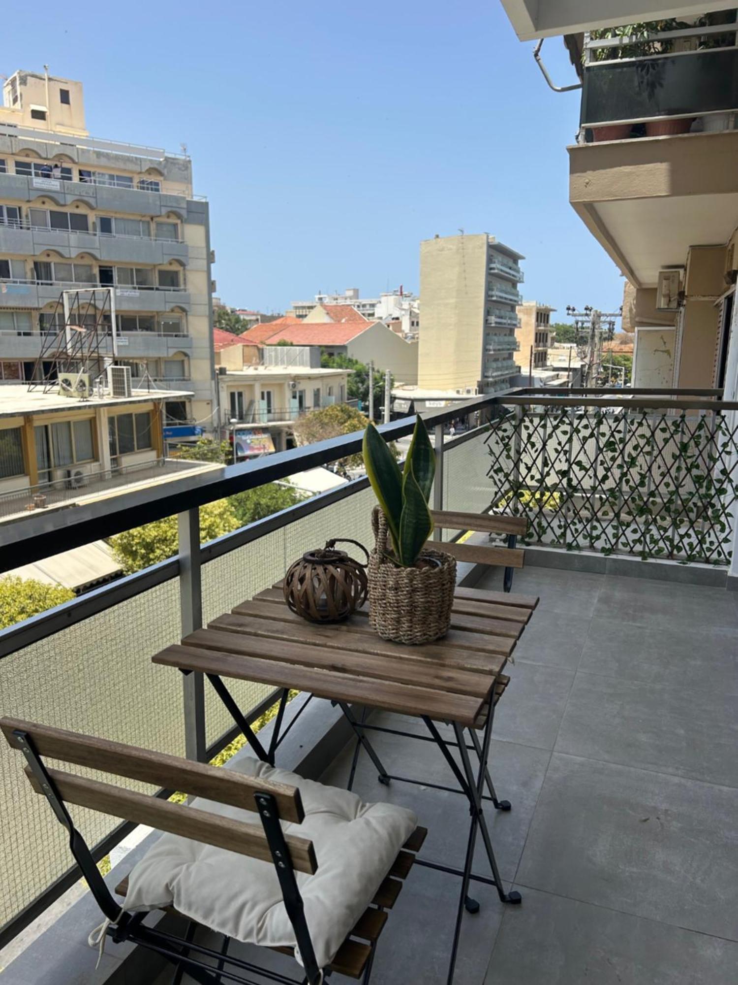 Jo'S Central & Cozy Apartment Ханя Екстериор снимка