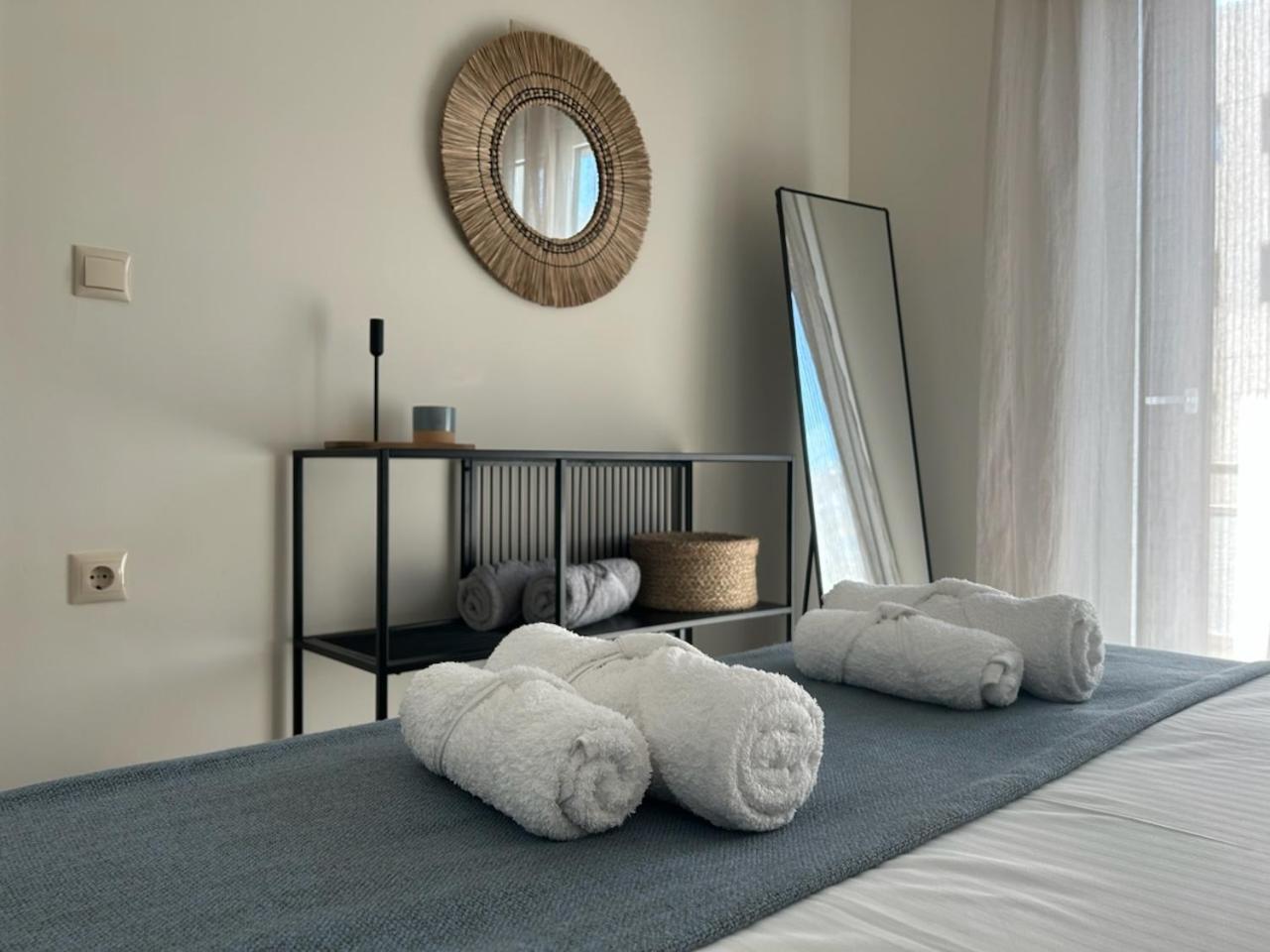 Jo'S Central & Cozy Apartment Ханя Екстериор снимка